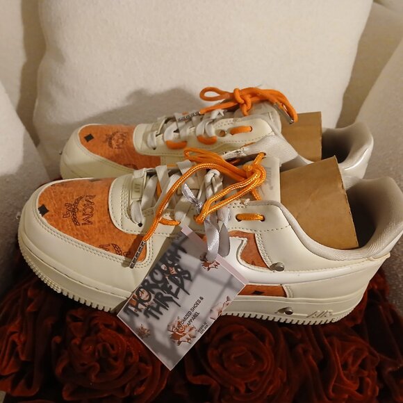 Custom AF1s Size 8.5 Wmns ✨️🧡✨️ - Picture 4 of 7